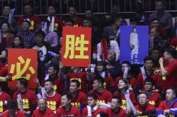 开云体育官方入口-深足队员全力以赴，力挽狂澜