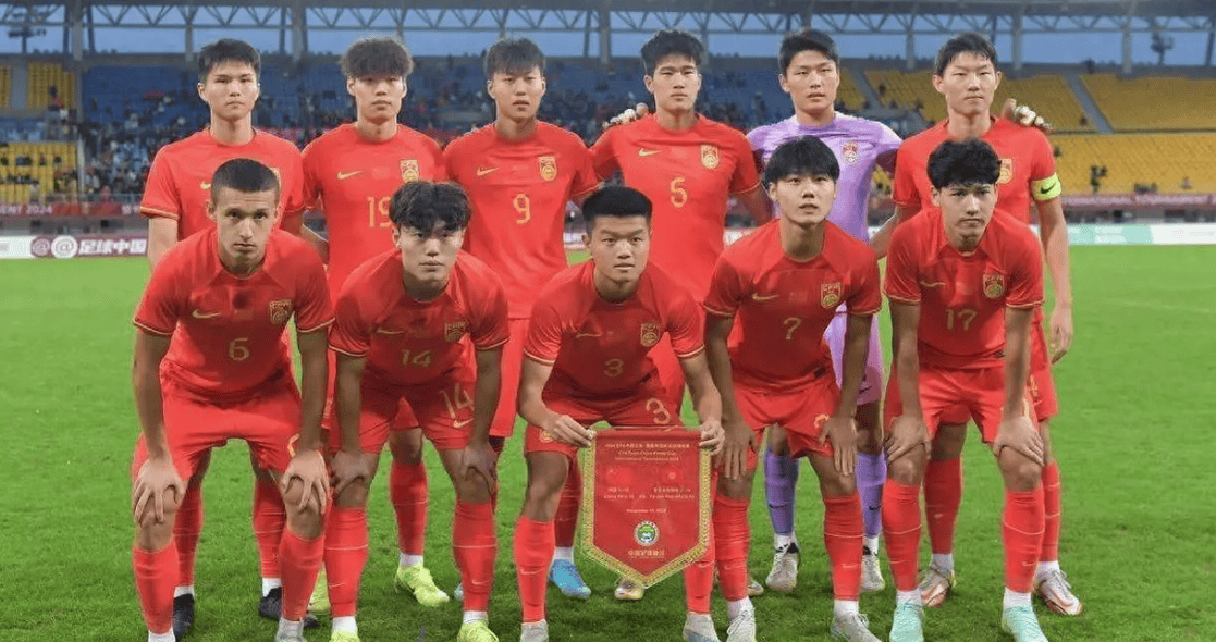 包含国足绝佳表现，成功进军国际赛八强的词条